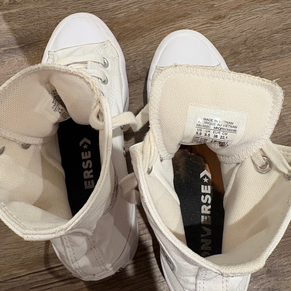 Converse Chuck Taylor All Star High Lugged White Canvas High-Tops size 5 - Picture 7 of 7